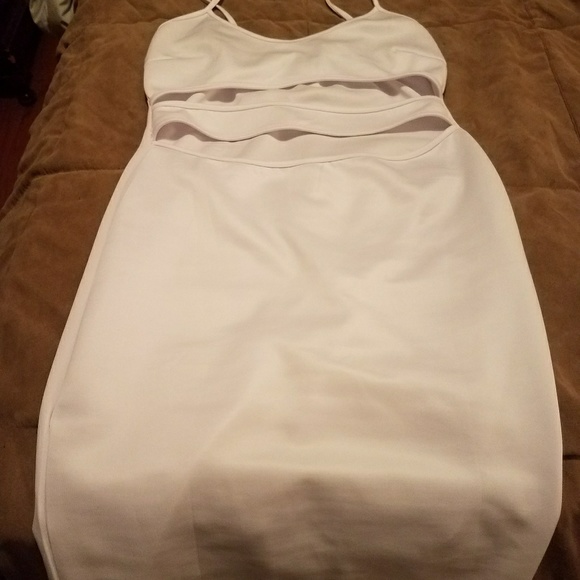 Dress - Picture 2 of 2